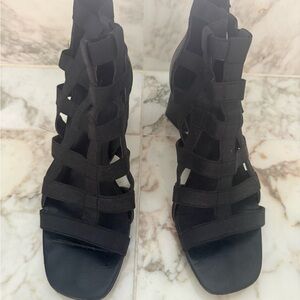 Donald Pliner black open weave heels